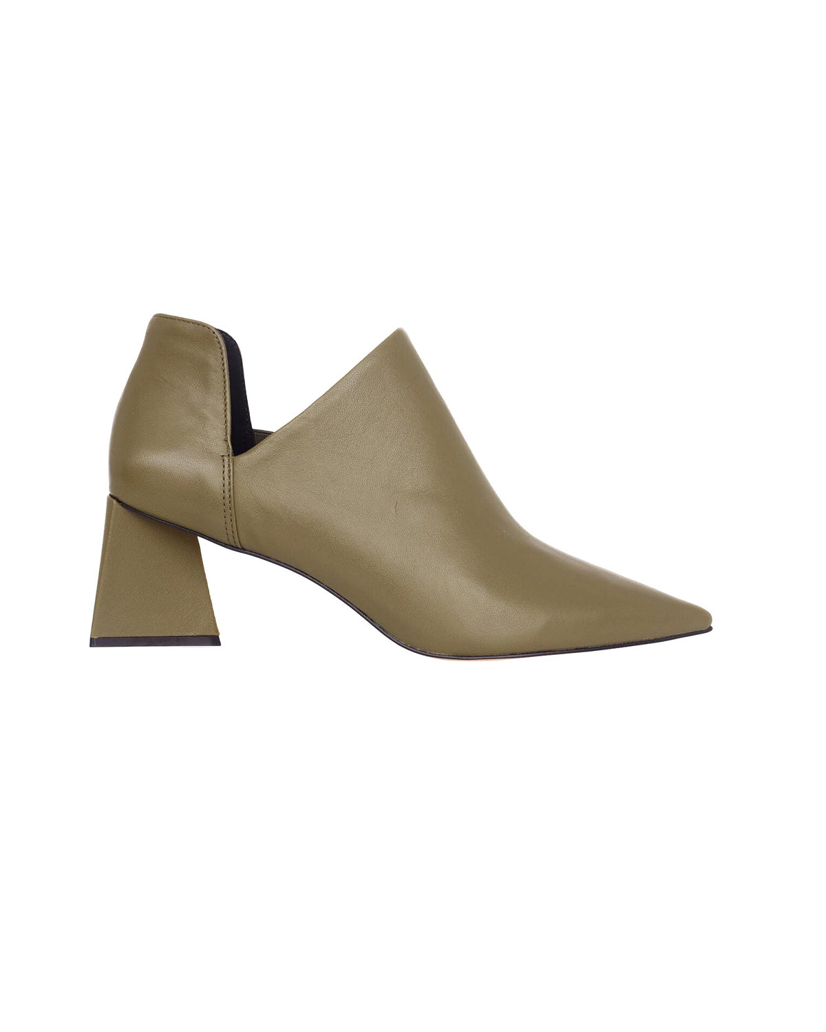 Mangará Atelier Olive Sheepskin Ankle Boots – Front View – SKU 506CA1MMU37