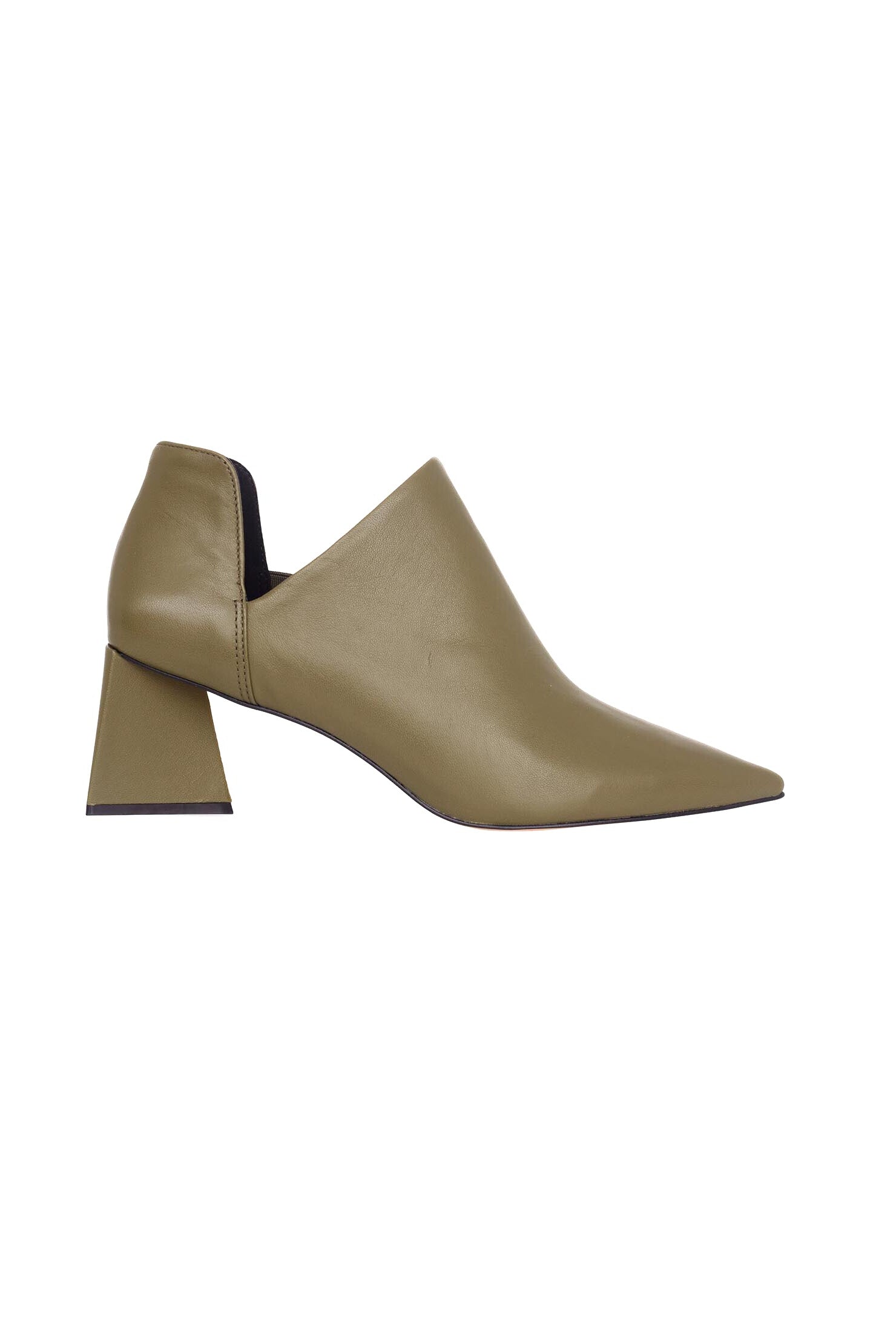 Mangará Atelier Olive Sheepskin Ankle Boots – Front View – SKU 506CA1MMU37