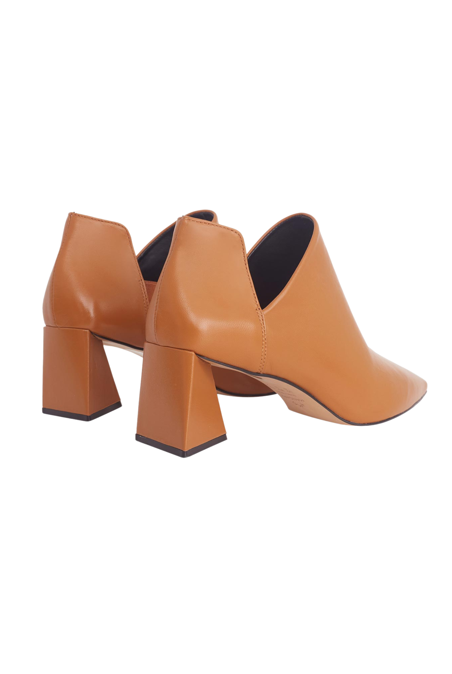 Maranta caramel leather ankle boots, rear view showing the flared block heel