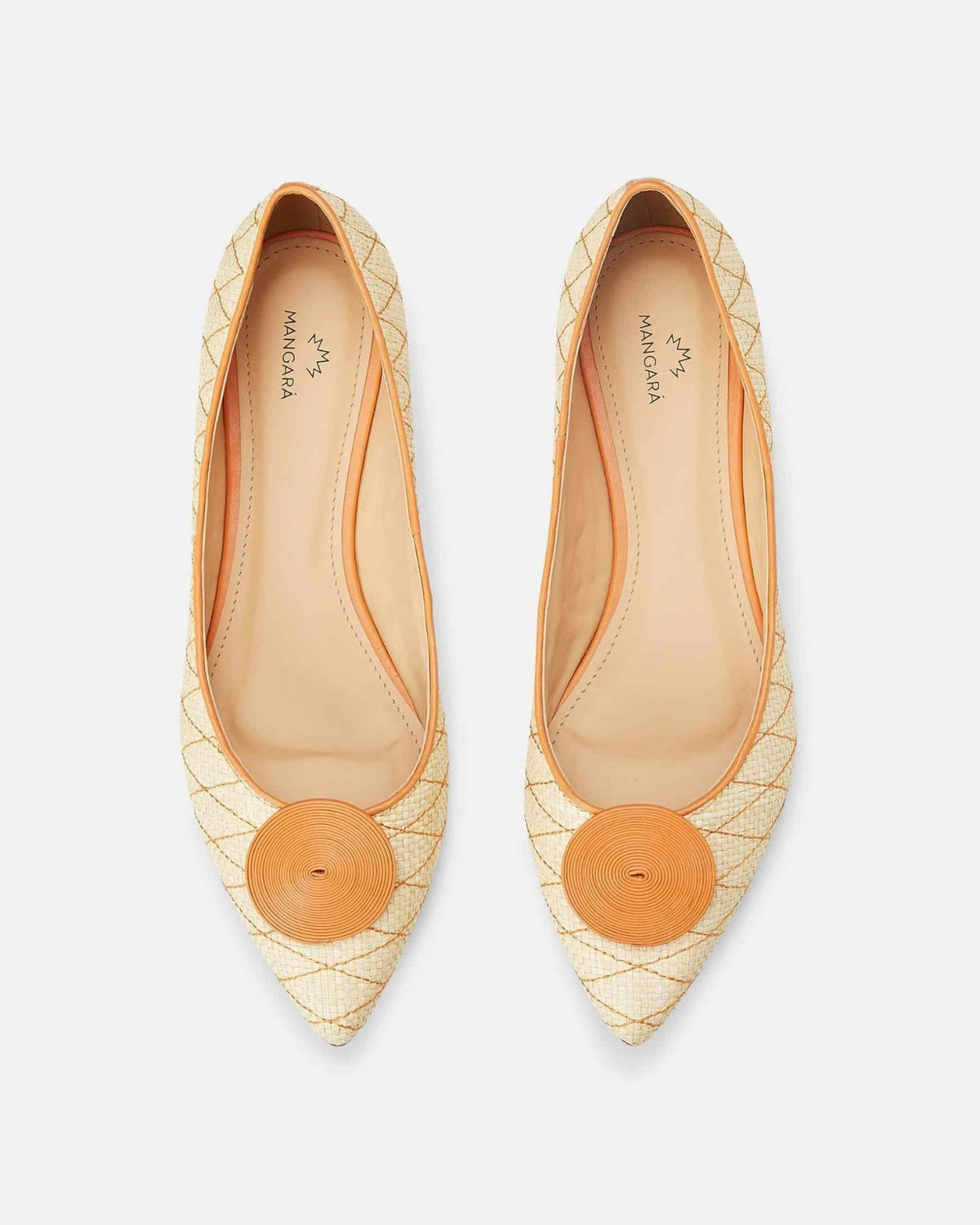 Ballerinas aus beigem Raffialeder von Mangará Atelier – Seitenansicht – SKU 222E062238