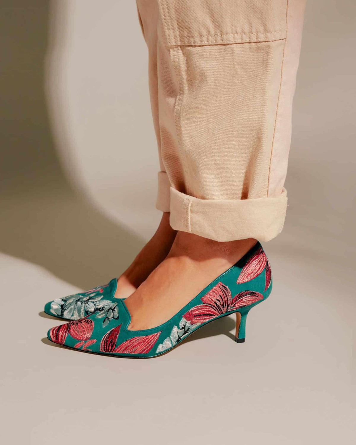 Mangará Atelier Turquoise Suede Pumps – Sole View – SKU 222F145441