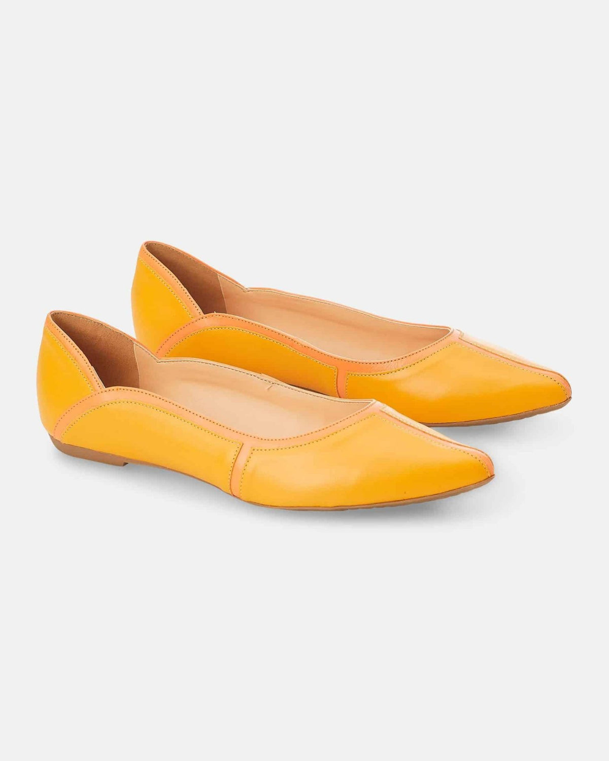 Ballerinas aus gelbem Leder von Mangará Atelier – Detailansicht – SKU 222E062438