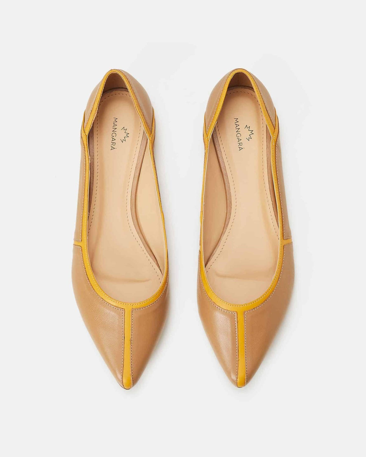 Ballerinas aus braunem Leder von Mangará Atelier – Seitenansicht – SKU 222E061938