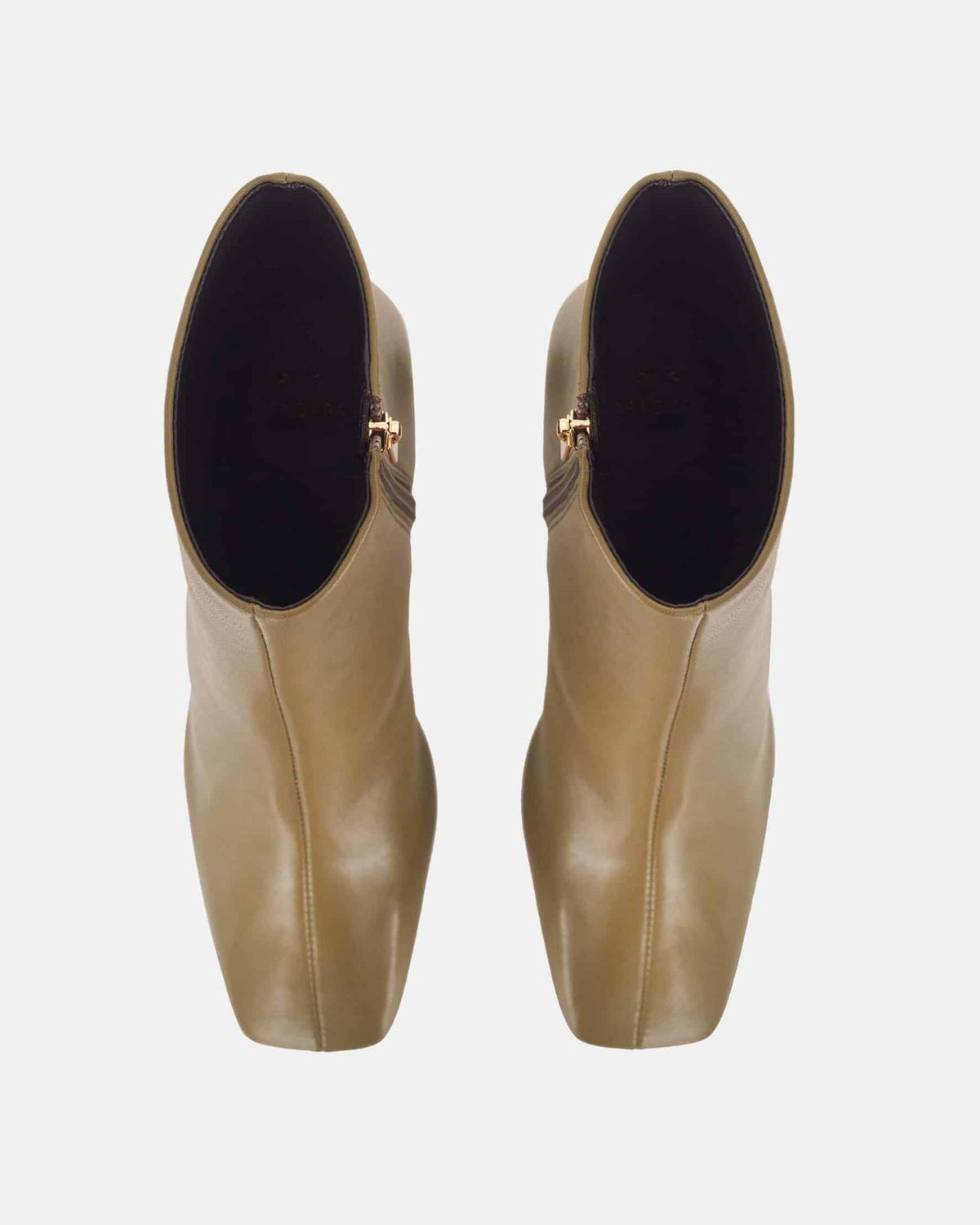 Mangará Atelier Olive Goat Leather Ankle Boots – Detail View – SKU 377CA4MMU37