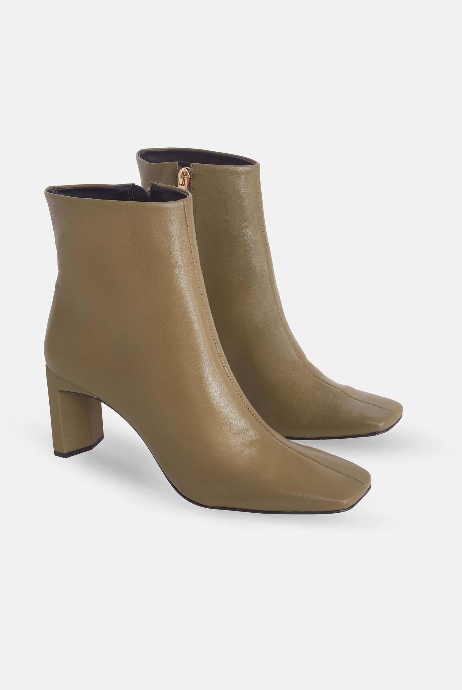 Mangará Atelier Olive Green Goat Leather Ankle Boots – Side View – SKU 377CA4MMU37