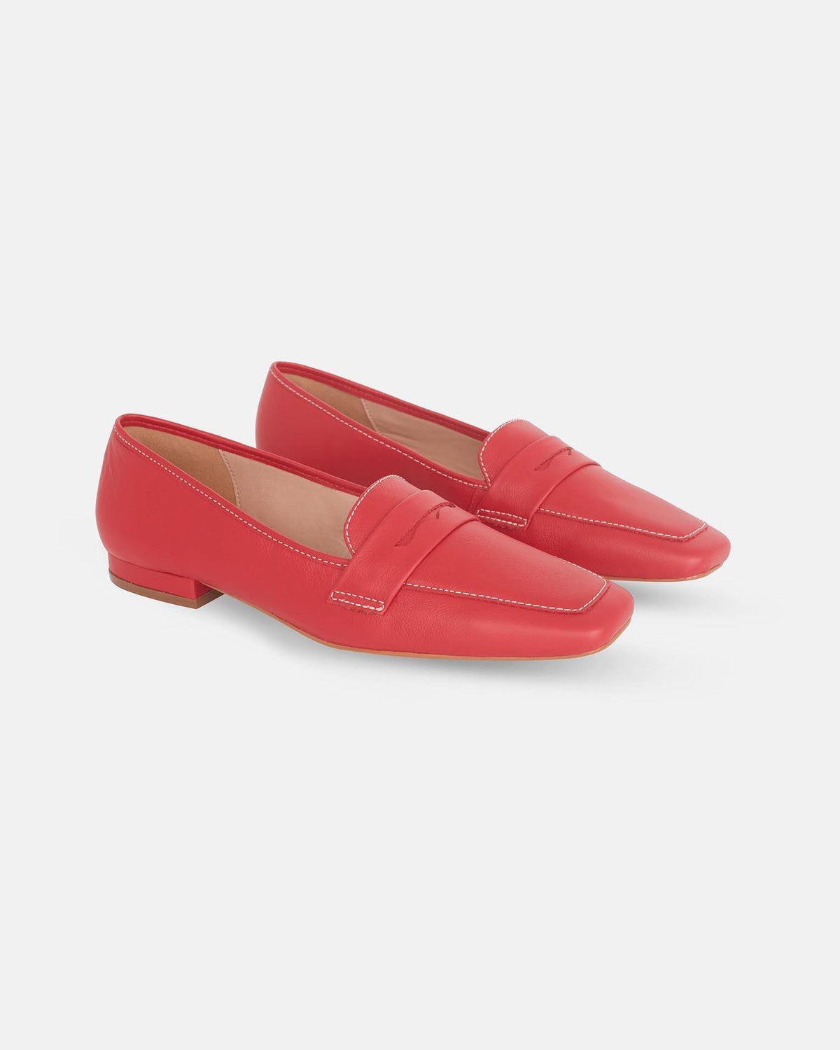 Mangará Atelier Loafer aus rotem Leder mit quadratischer Zehenpartie – Detailansicht – SKU 201NVCE38