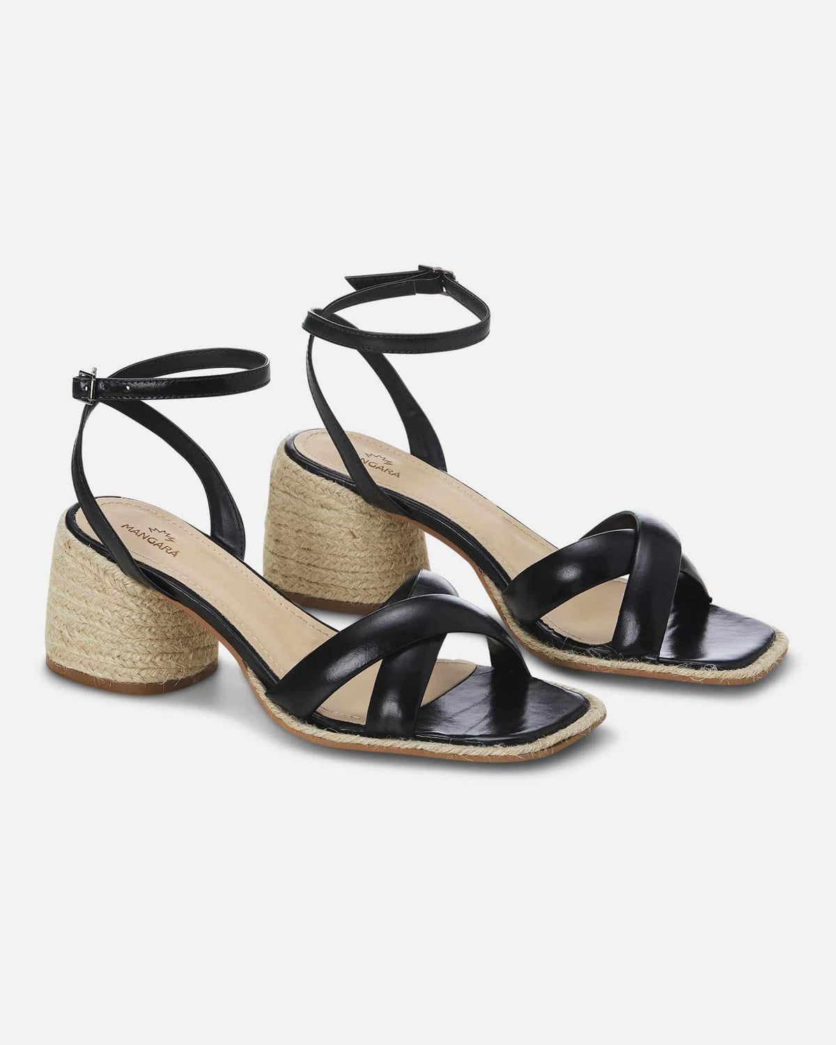 Mangará Atelier Schwarze Leder-Sandalen mit Blockabsatz – Detailansicht – SKU 222G01BN40