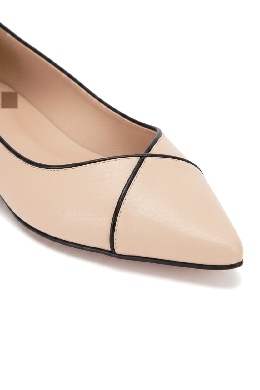 Close-up of the black contrast piping on Mangara Atelier Ariri Beige Leather Ballet Flats - SKU 103NVVA