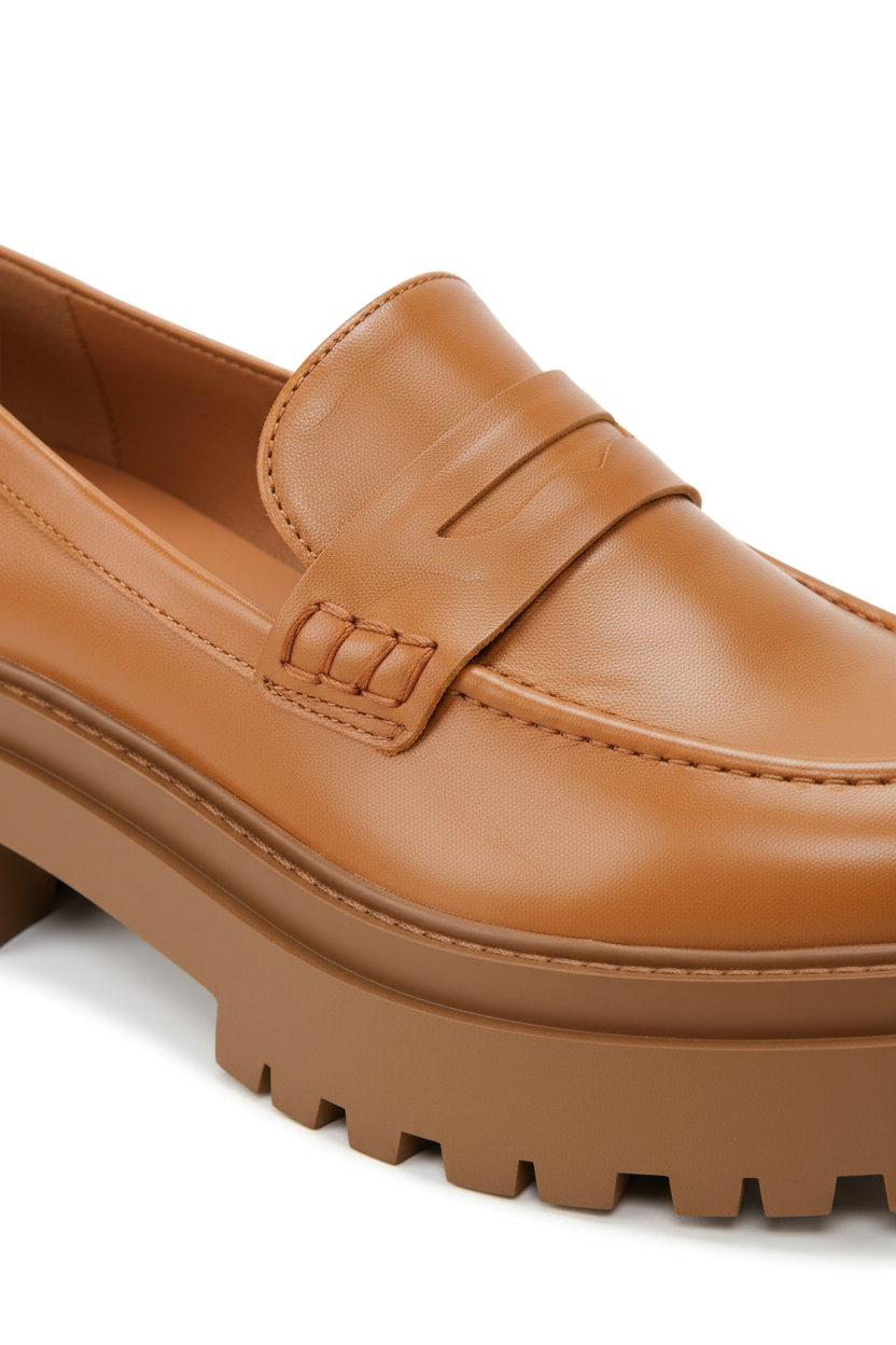 Close-up of the penny strap keyhole and lug sole on Mangara Atelier Carvalho Caramel Leather Loafers - SKU 222A0342