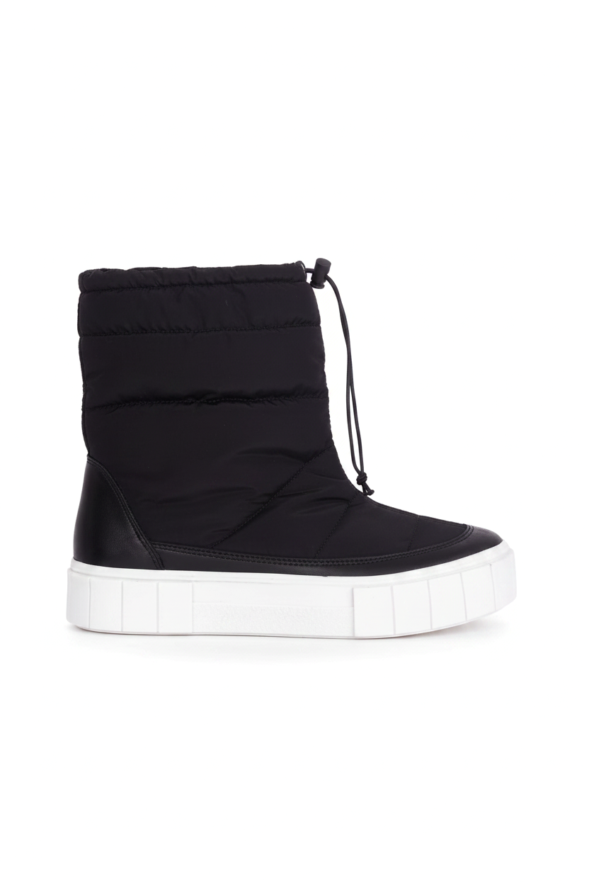 Andira black quilted nylon waterproof winter boots with white platform sole, side view on white background